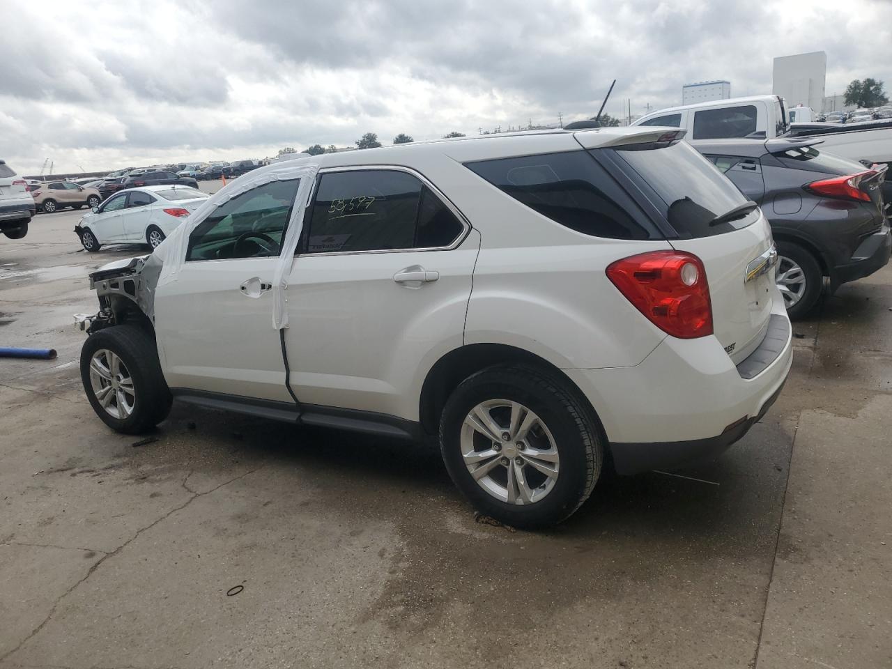 VIN 2GNALAEK4F1171334 2015 CHEVROLET EQUINOX no.2