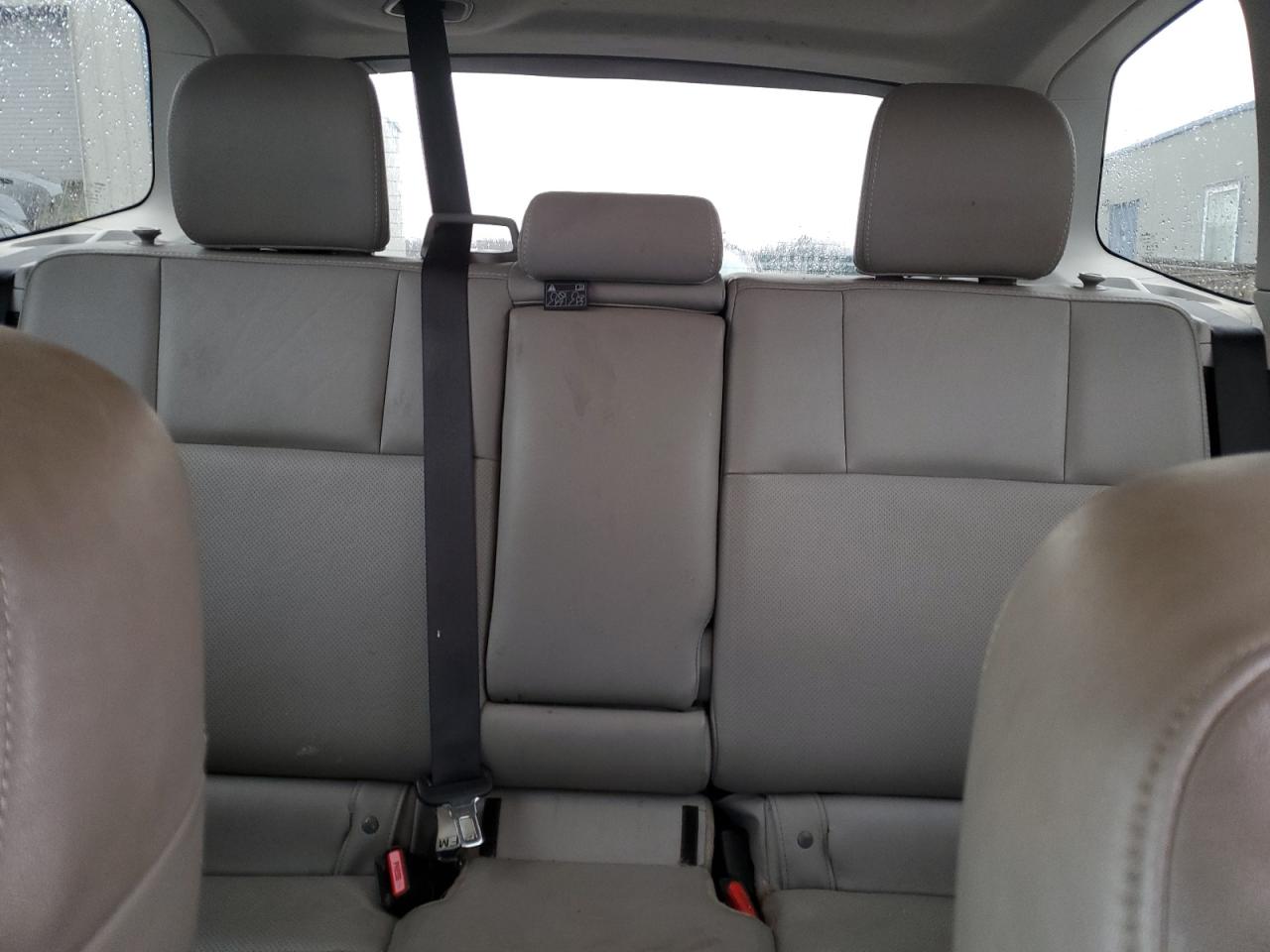 2016 Subaru Forester - Image 10