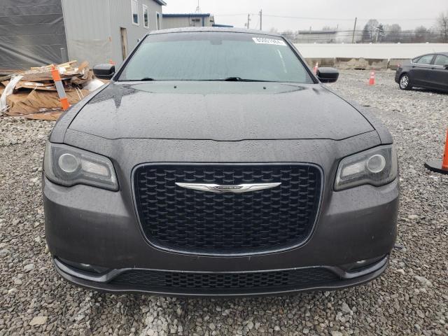  CHRYSLER 300 2018 Серый