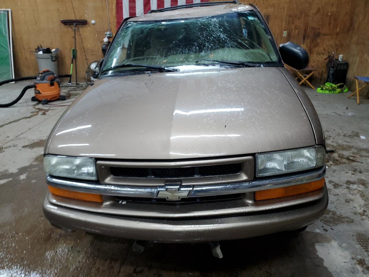 2002 Chevrolet Blazer VIN: 1GNCS18WX2K222338 Lot: 84624964