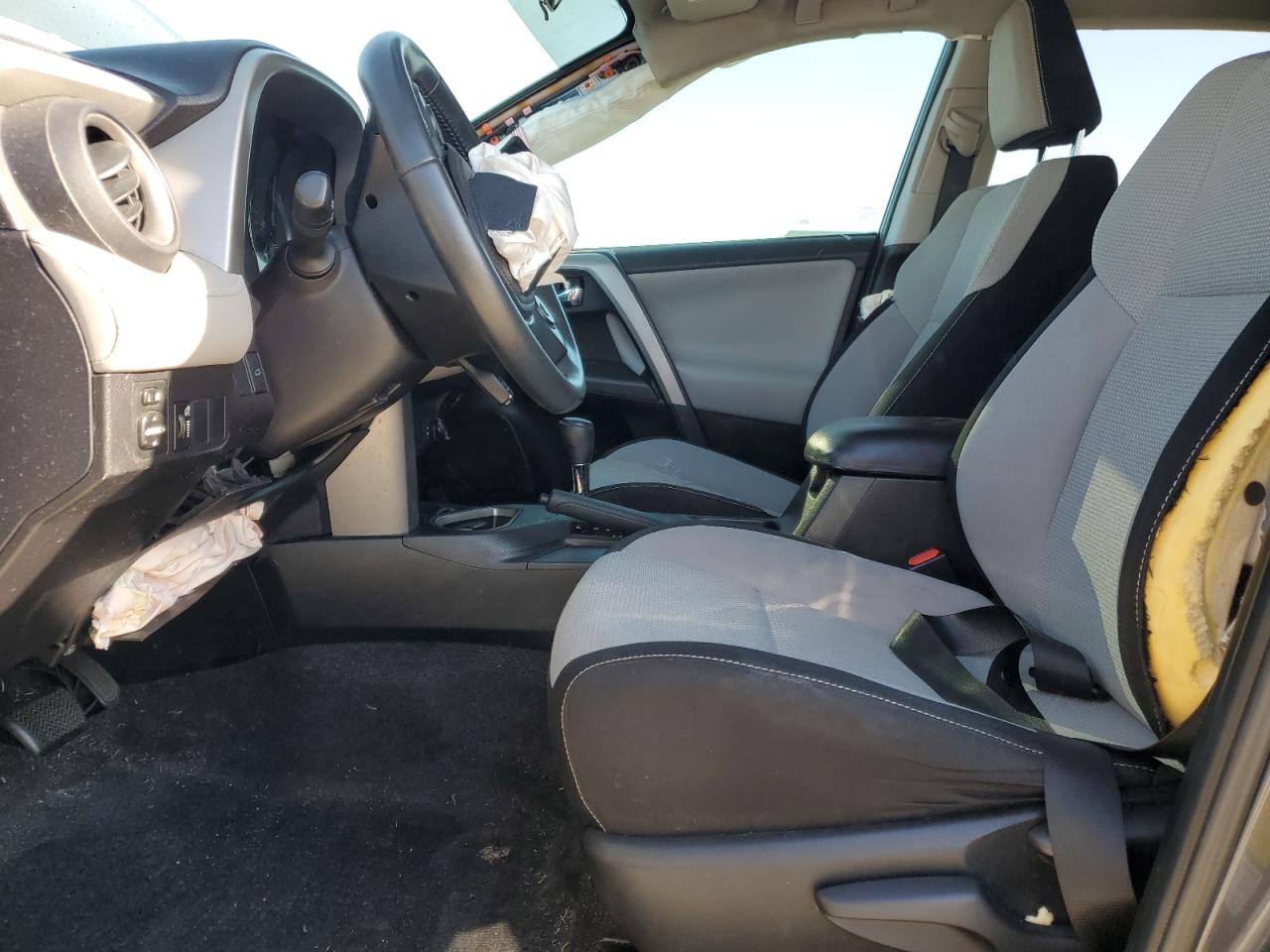 2016 Toyota RAV 4 - Image 7