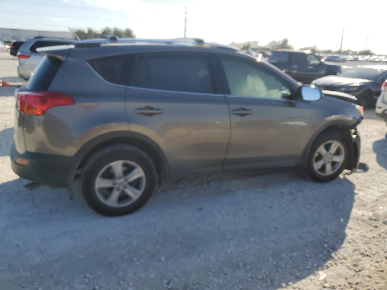 2014 Toyota RAV 4 - Image 3