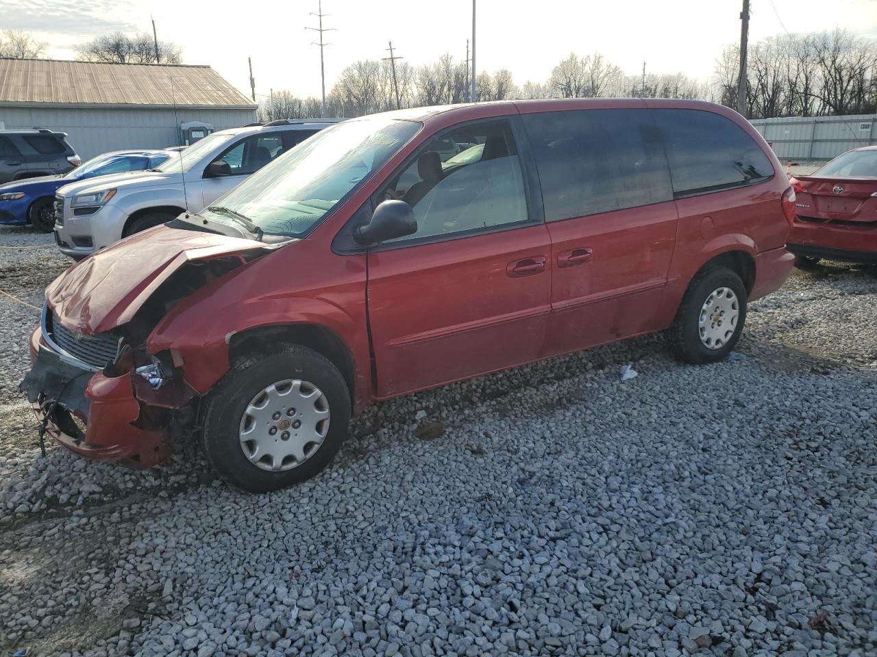 Columbus, OH에서 판매 중인 2002 Chrysler Town & Country Lx - All Over
