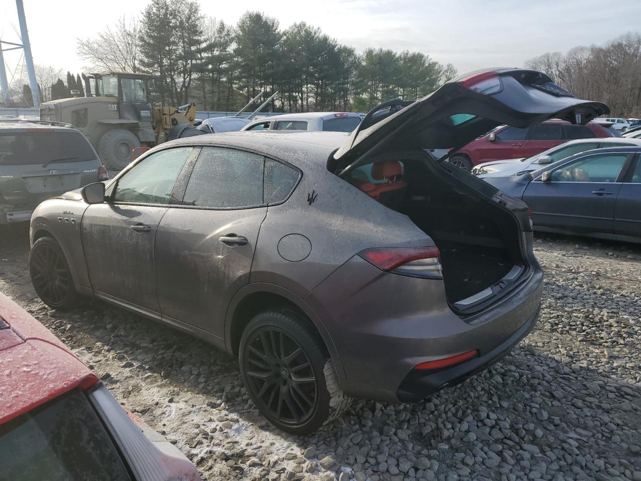2022 Maserati Levante - Image 2