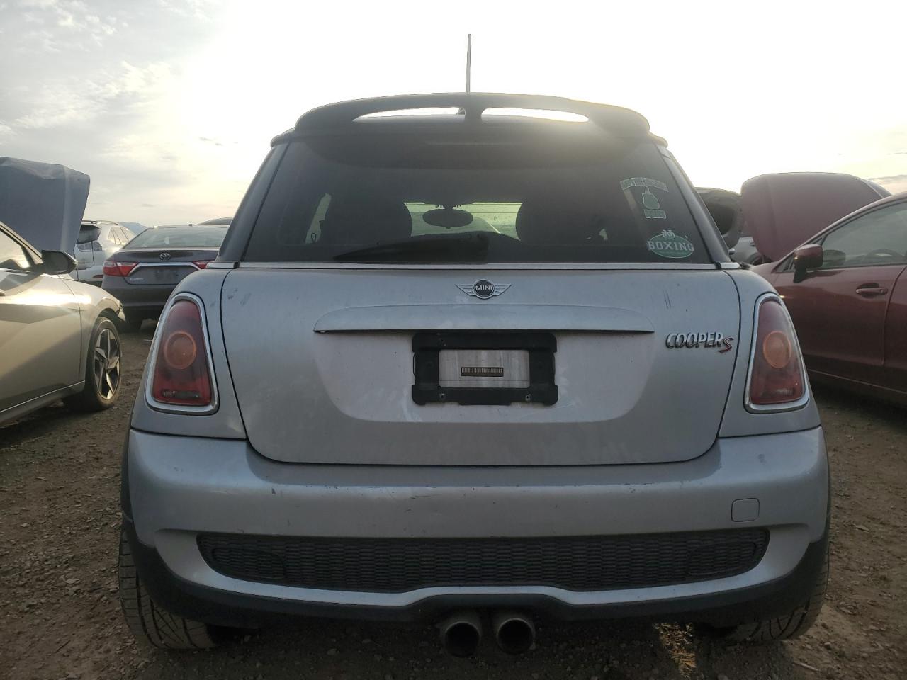 2009 Mini Cooper S VIN: WMWMF73589TW86250 Lot: 84910934