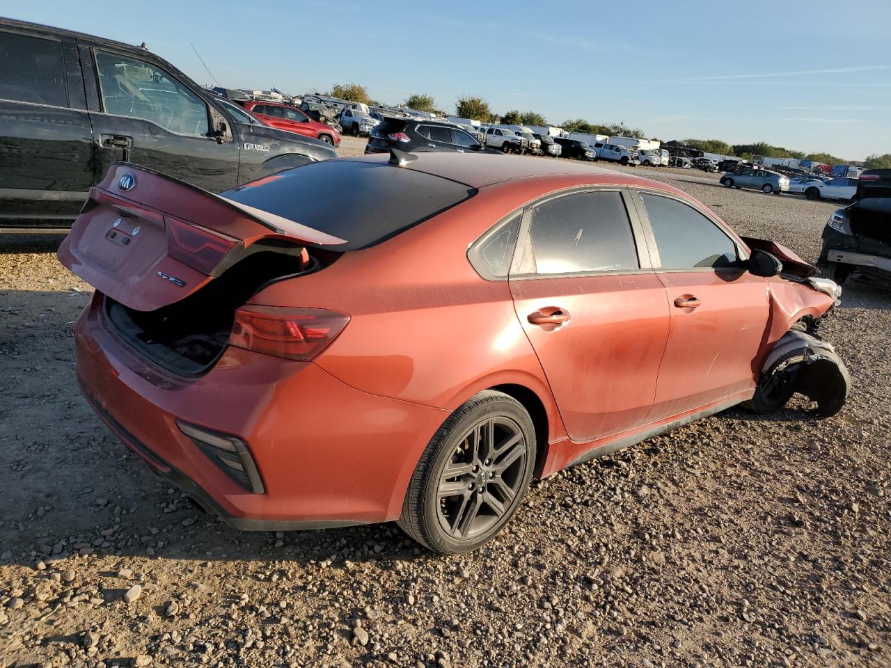 2021 Kia Forte - Image 3
