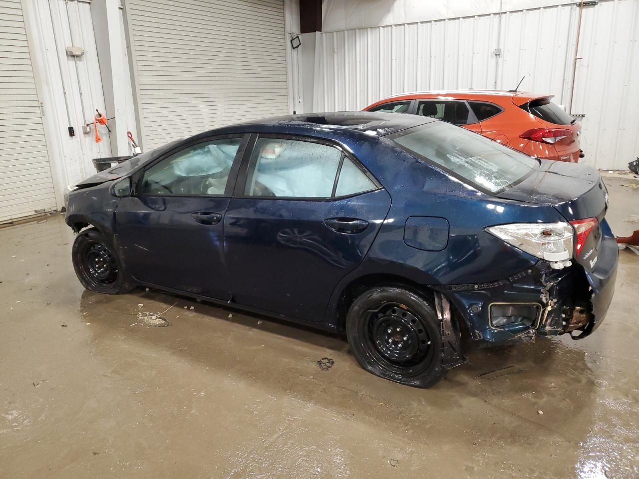 VIN 2T1BURHE4HC932138 2017 TOYOTA COROLLA no.2