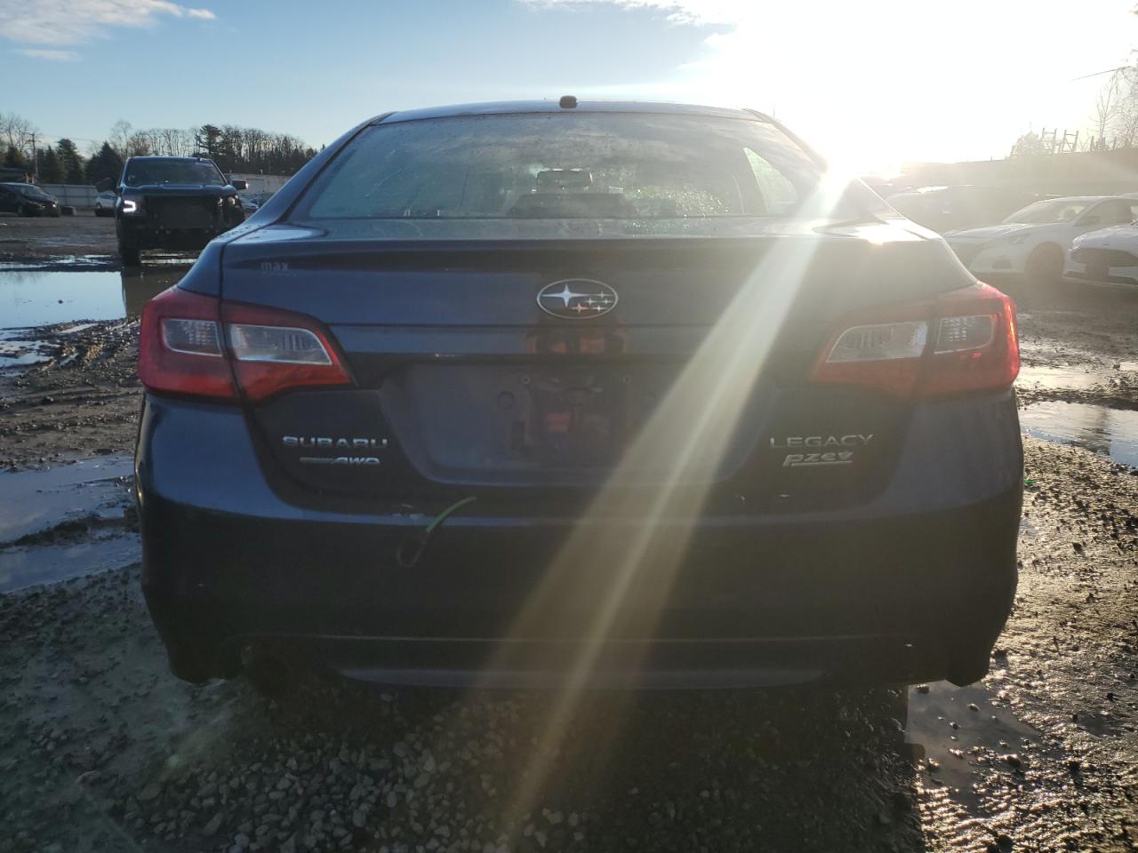 2015 Subaru Legacy 2.5I Premium VIN: 4S3BNAD63F3066516 Lot: 84731204