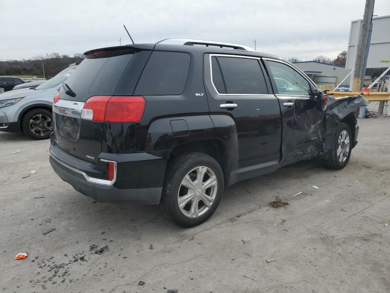 2016 GMC Terrain - Image 3