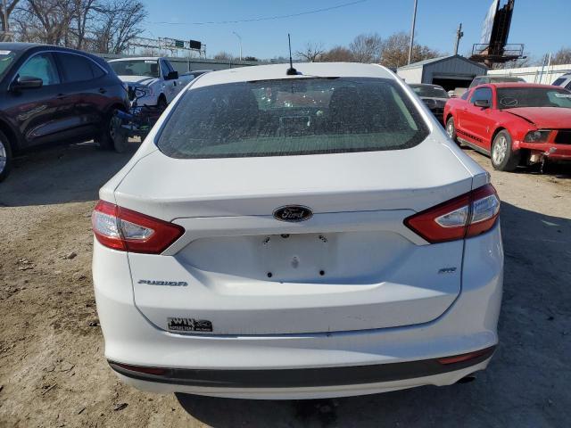 Sedans FORD FUSION 2016 Biały