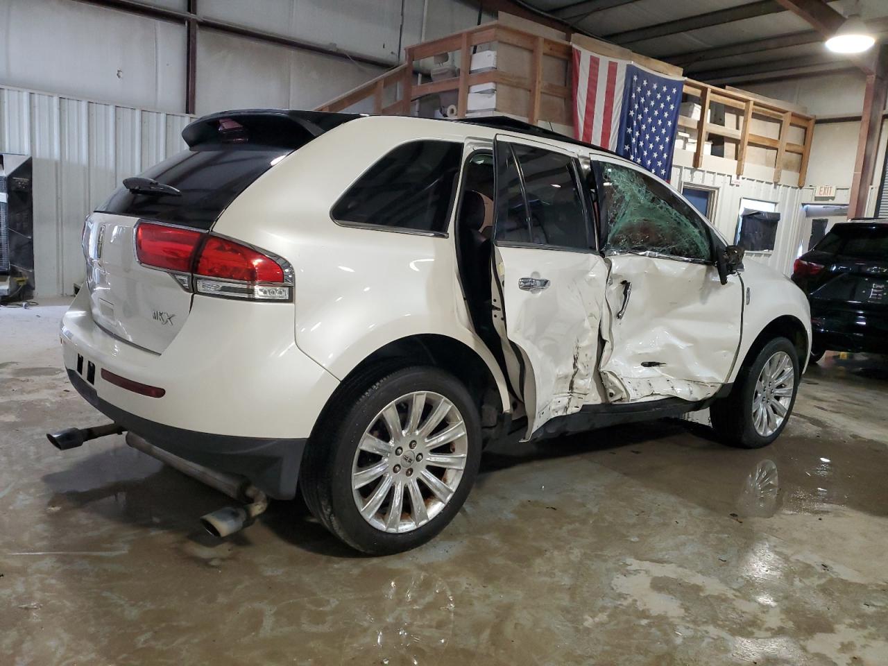 VIN 2LMDJ6JK2FBL27332 2015 LINCOLN MKX no.3