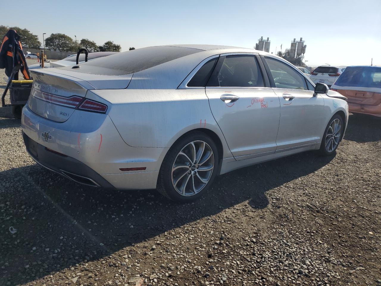 VIN 3LN6L5MU7JR623012 2018 LINCOLN MKZ no.3