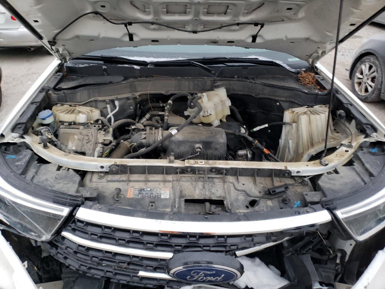 2020 Ford Explorer - Image 12