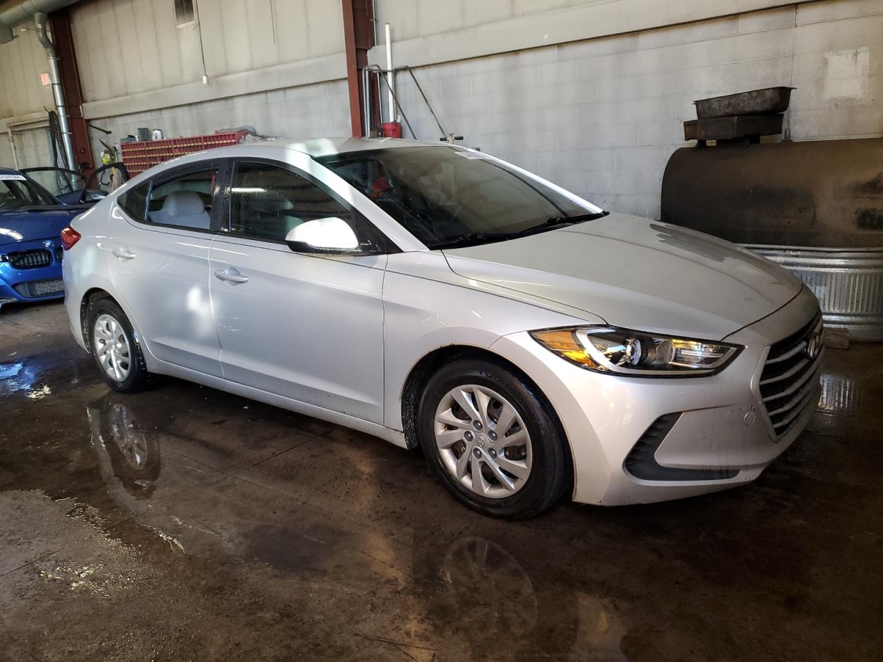 VIN KMHD74LF2HU329870 2017 HYUNDAI ELANTRA no.4