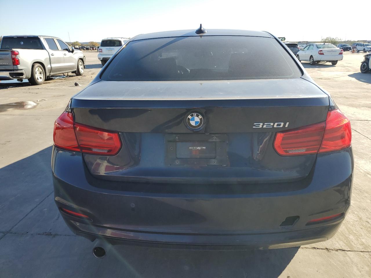 VIN WBA8A9C59HK620368 2017 BMW 3 SERIES no.6