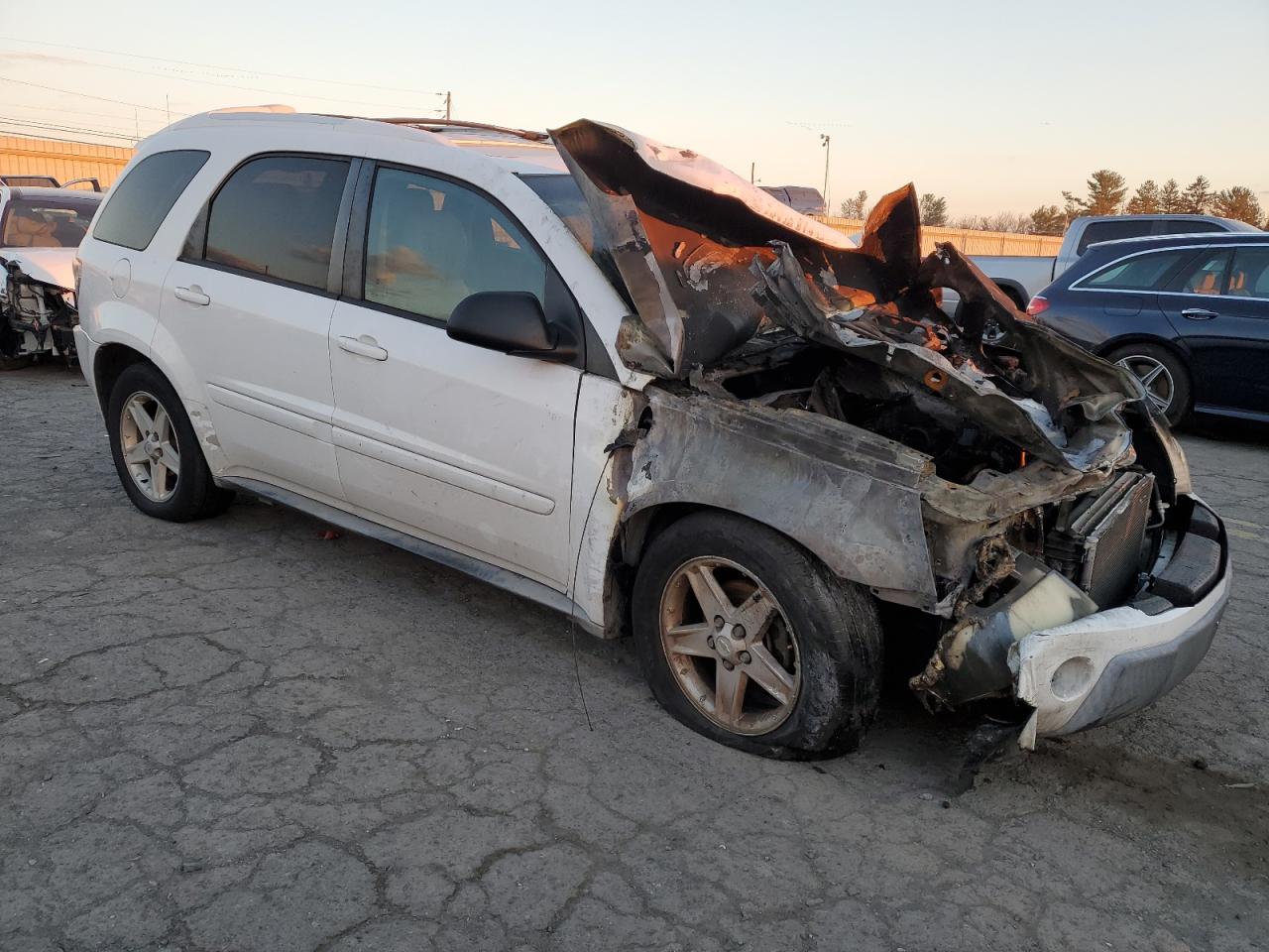2005 Chevrolet Equinox - Image 4