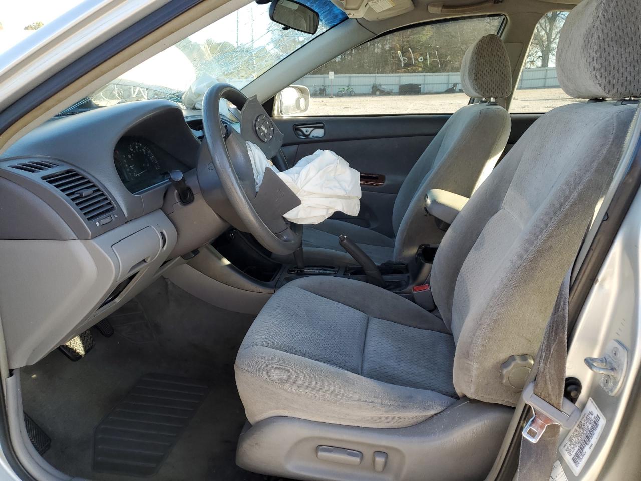 2003 Toyota Camry Le VIN: 4T1BE32K03U699438 Lot: 80544155