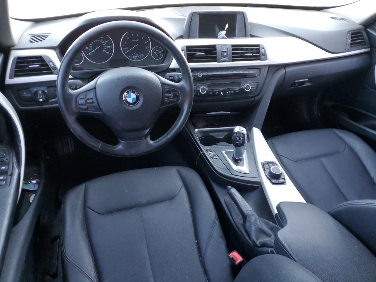 VIN WBA3B1C52EPV79833 2014 BMW 3 SERIES no.8