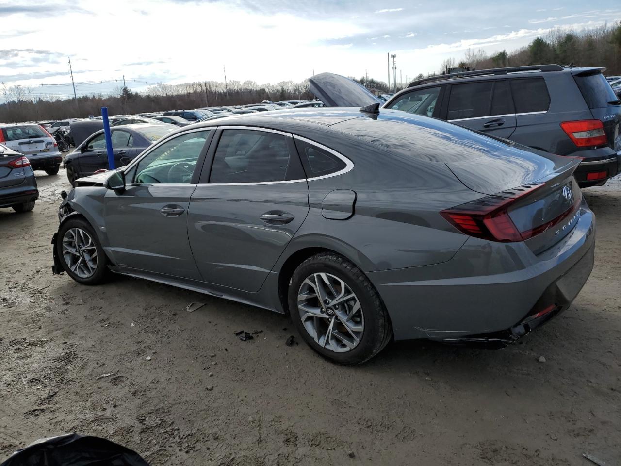 2023 Hyundai Sonata - Image 2