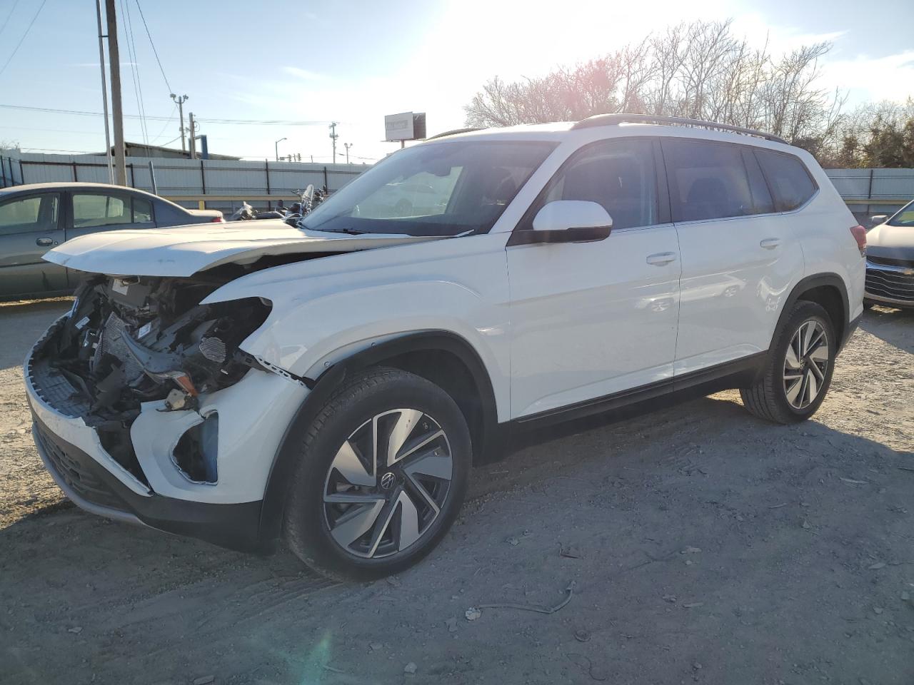 1V2WR2CA5RC576466 2024 VOLKSWAGEN ATLAS - Image 1