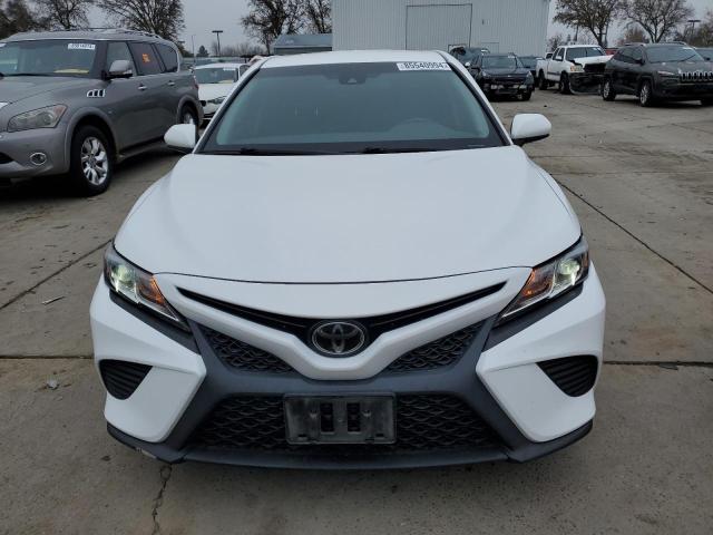  TOYOTA CAMRY 2018 Biały