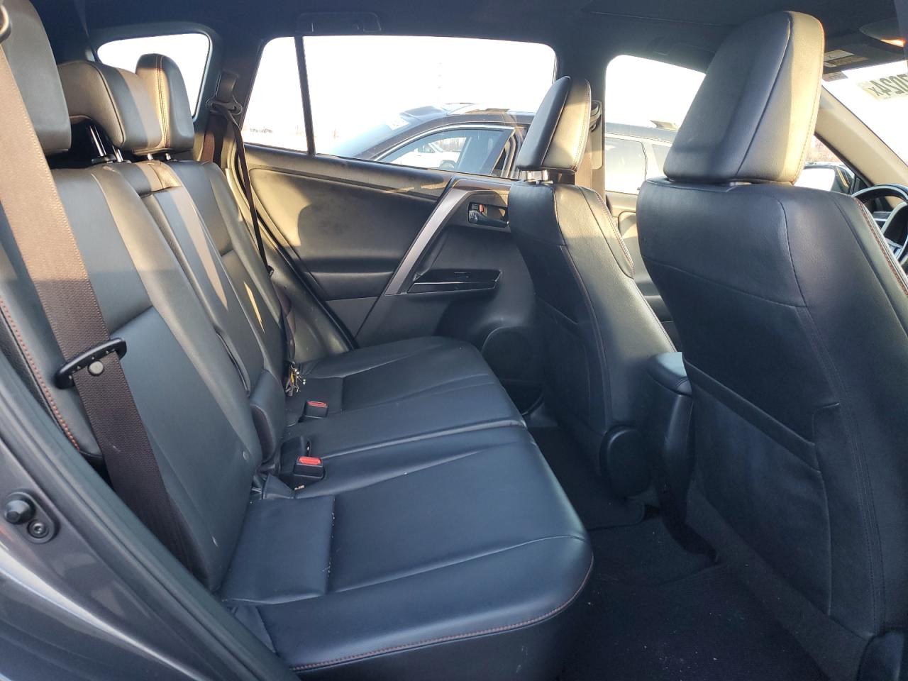 2017 Toyota Rav4 Se VIN: JTMJFREV2HD213726 Lot: 86087024