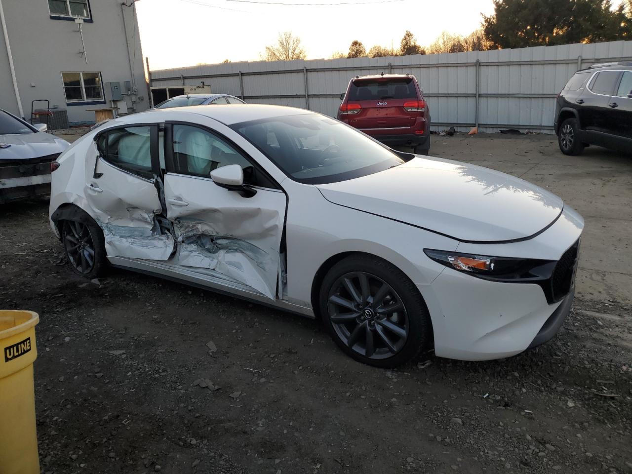 2022 Mazda 3 - Image 4
