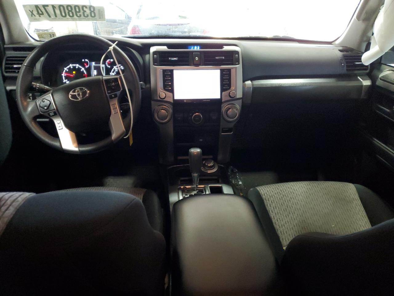 2021 Toyota 4Runner - Image 8