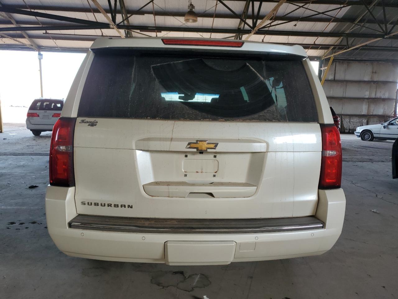 2015 Chevrolet Suburban - Image 6