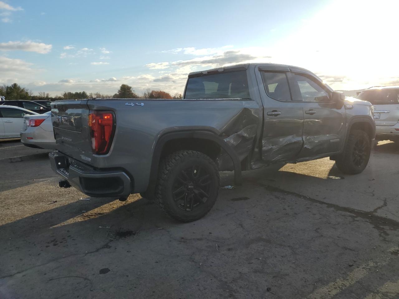2021 GMC Sierra - Image 3