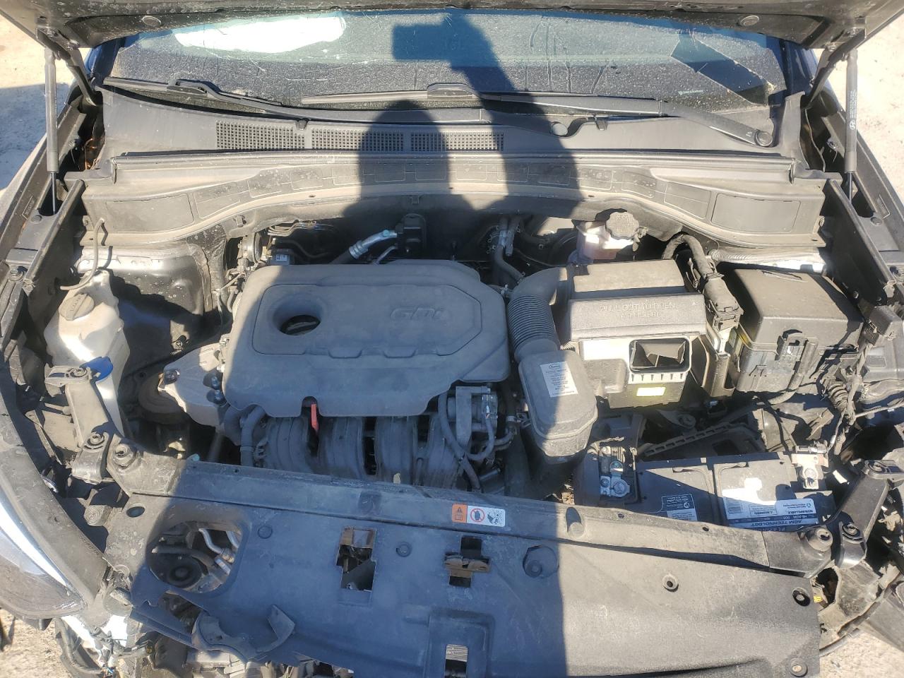 2018 Hyundai Santa Fe - Image 12