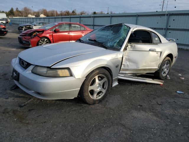 2004 Ford Mustang 