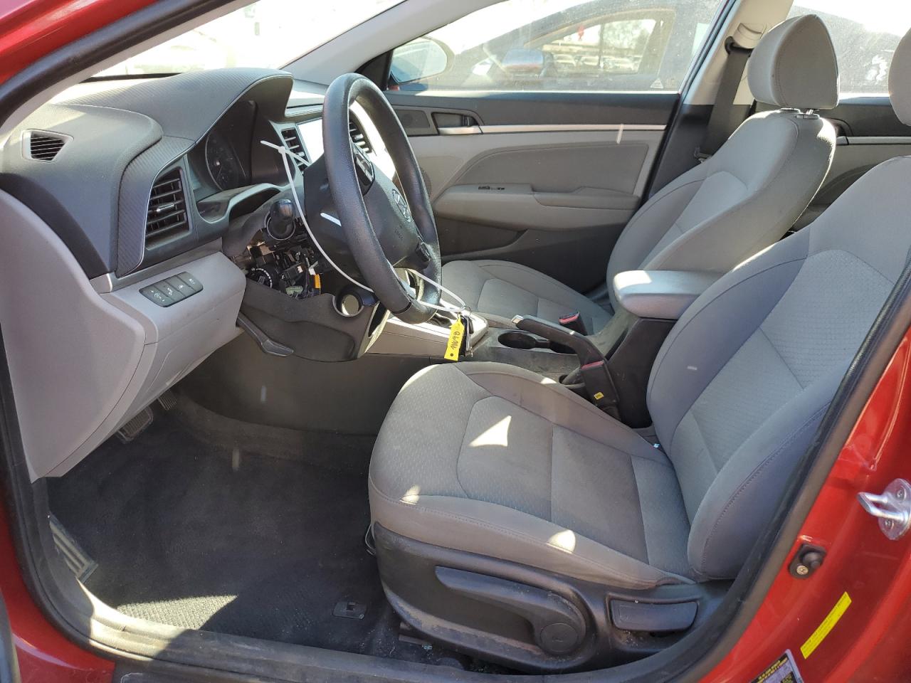 2019 Hyundai Elantra - Image 7