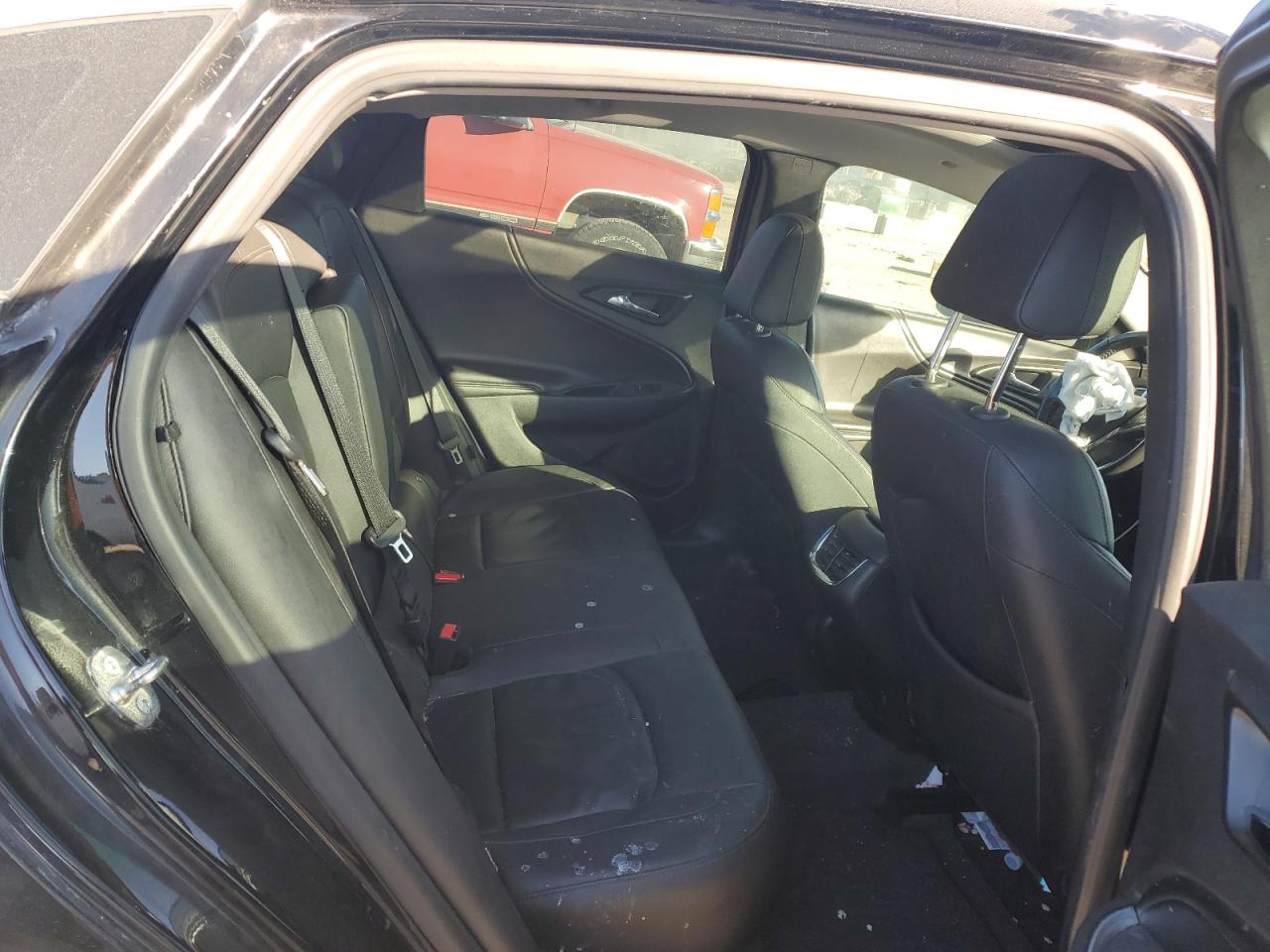 2019 Chevrolet Malibu - Image 10