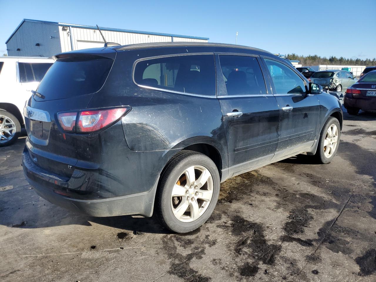 2017 Chevrolet Traverse - Image 3