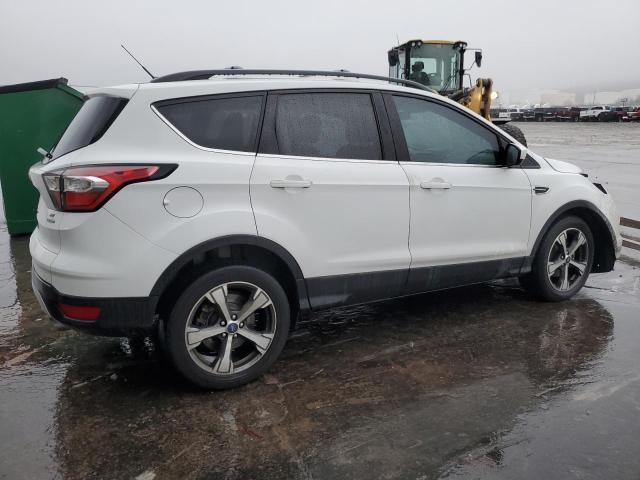  FORD ESCAPE 2017 Biały