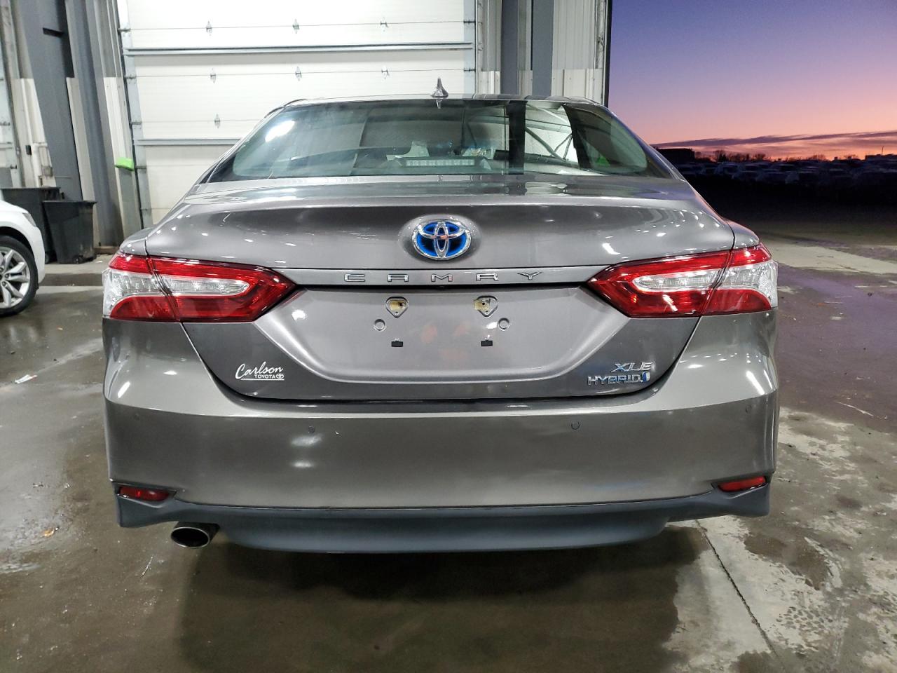 2018 Toyota Camry Hybrid VIN: 4T1B21HK6JU004221 Lot: 82986554