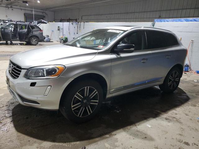  VOLVO XC60 2017 Srebrny