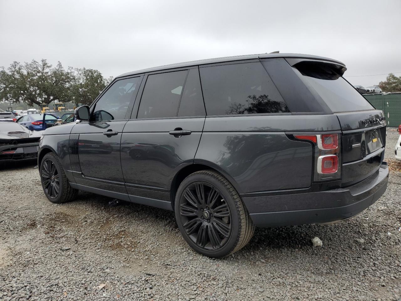 VIN SALGS2RE4KA527158 2019 LAND ROVER RANGEROVER no.2