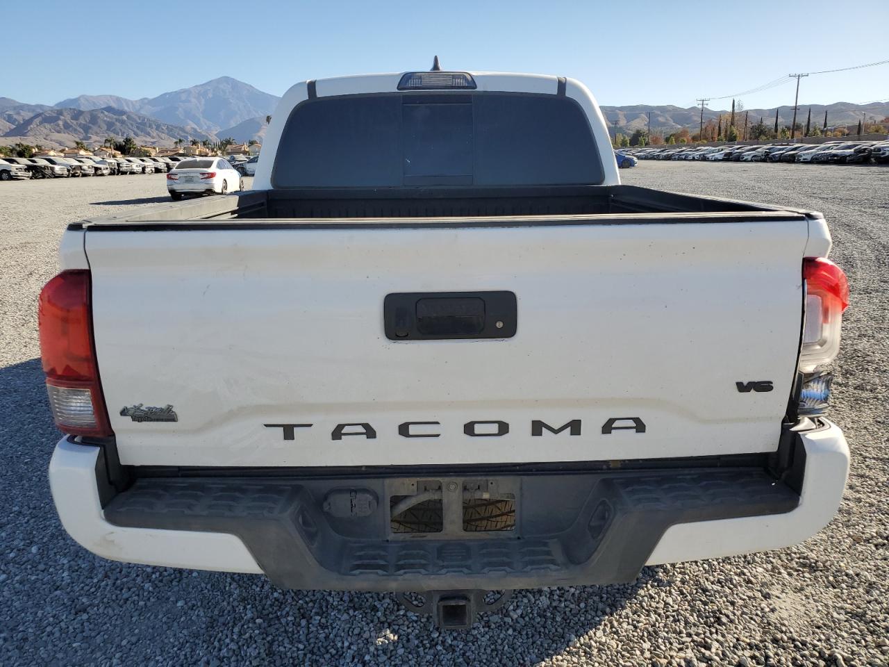2017 Toyota Tacoma - Image 6