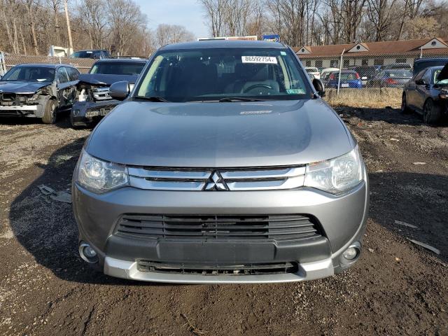 Паркетники MITSUBISHI OUTLANDER 2015 Серый