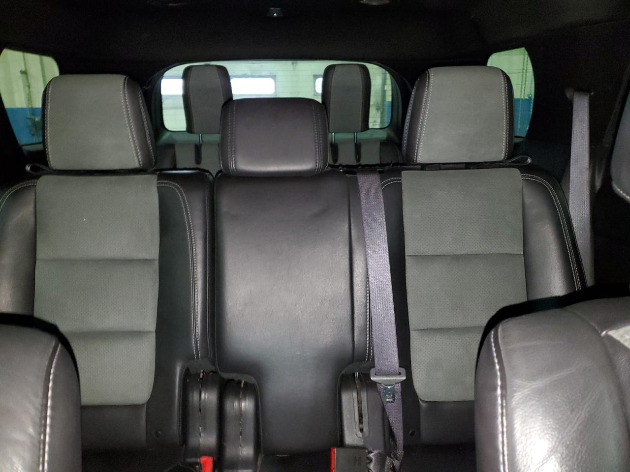 2015 Ford Explorer - Image 10