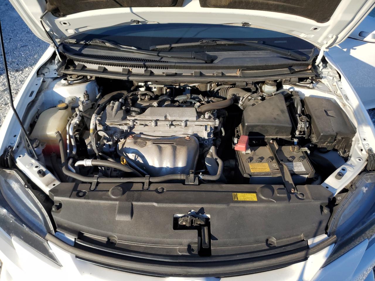 2014 Scion tC - Image 12