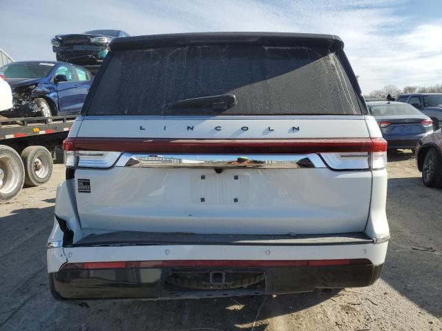 LINCOLN NAVIGATOR 2022 Biały