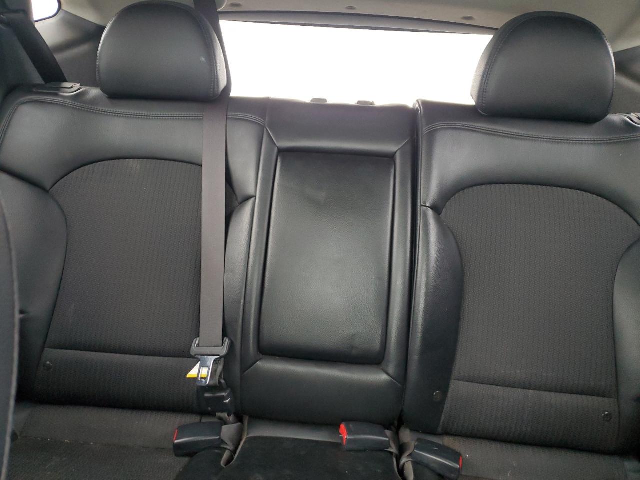 2012 Hyundai Tucson - Image 10