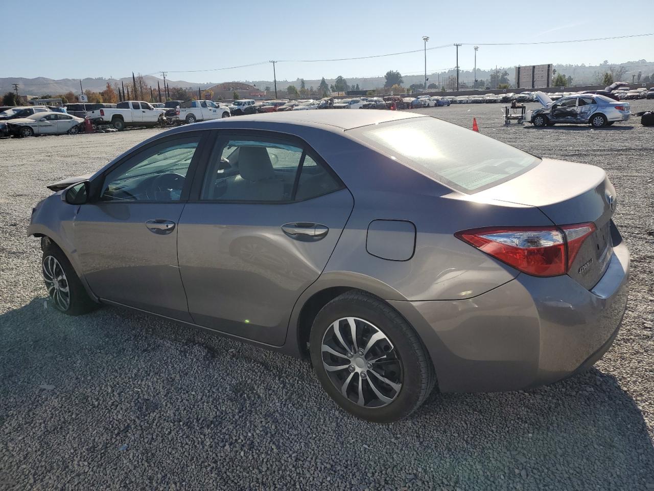 VIN 2T1BURHE5FC237213 2015 TOYOTA COROLLA no.2