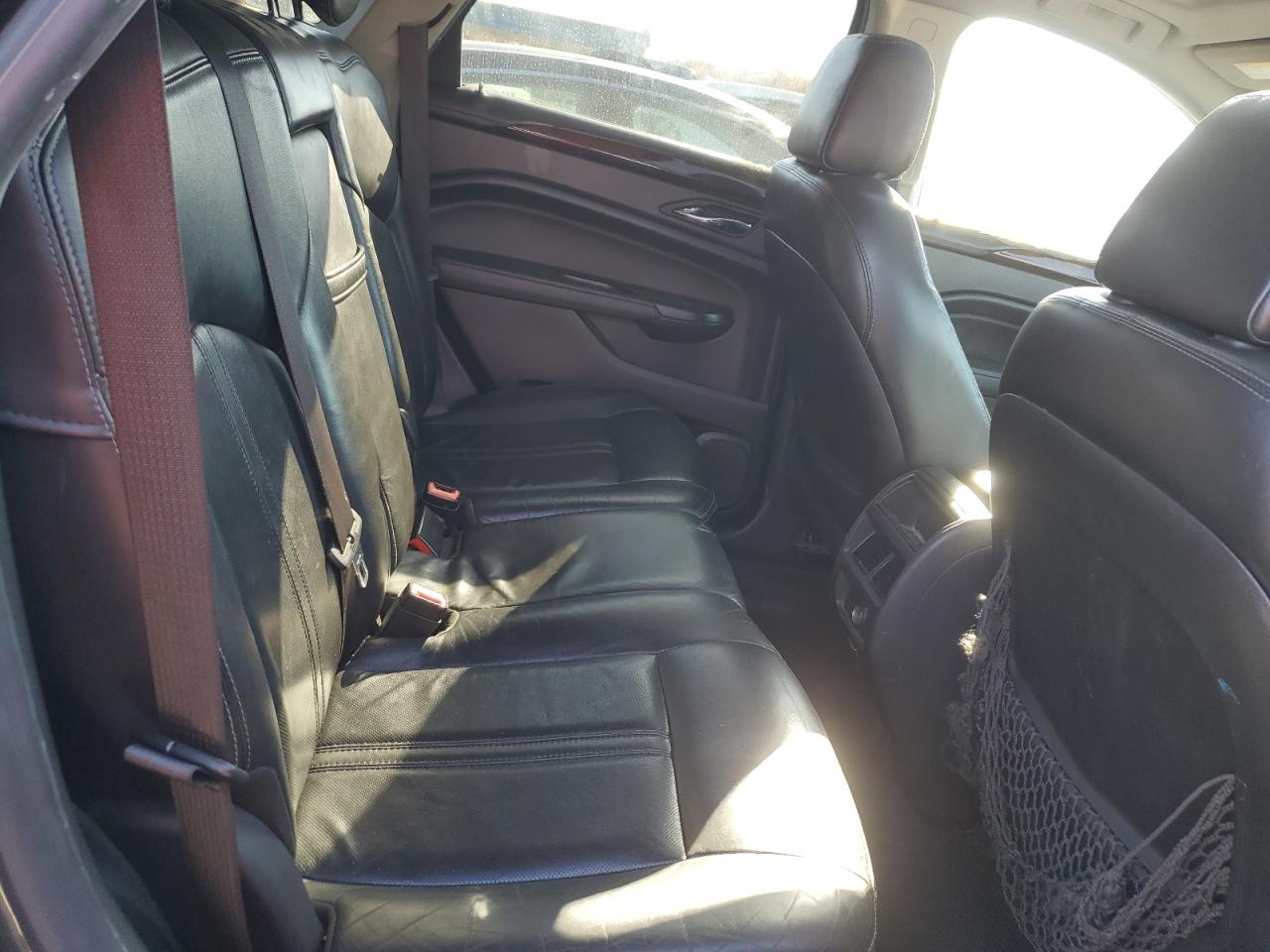 2016 Cadillac SRX - Image 11