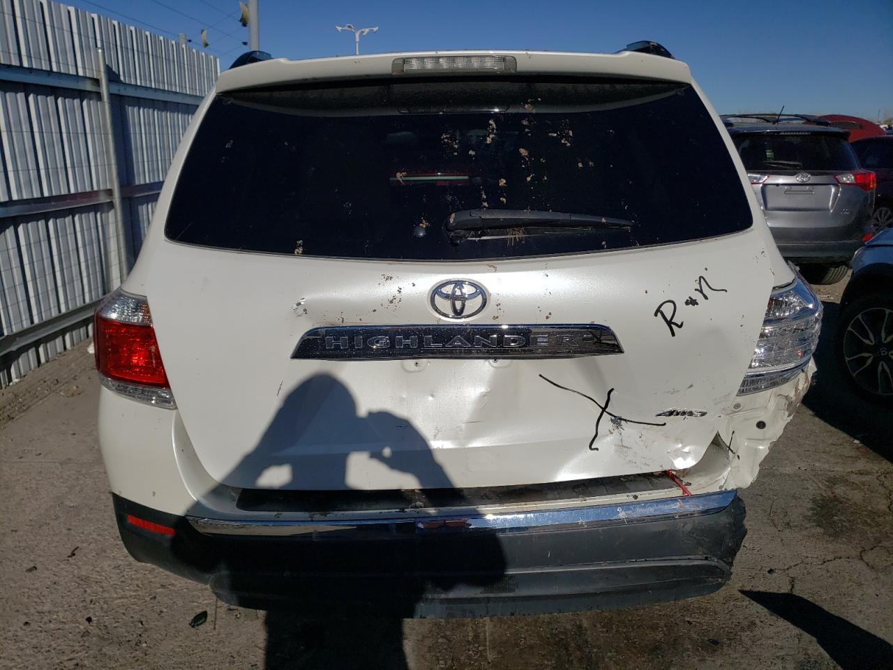 2011 Toyota Highlander - Image 6