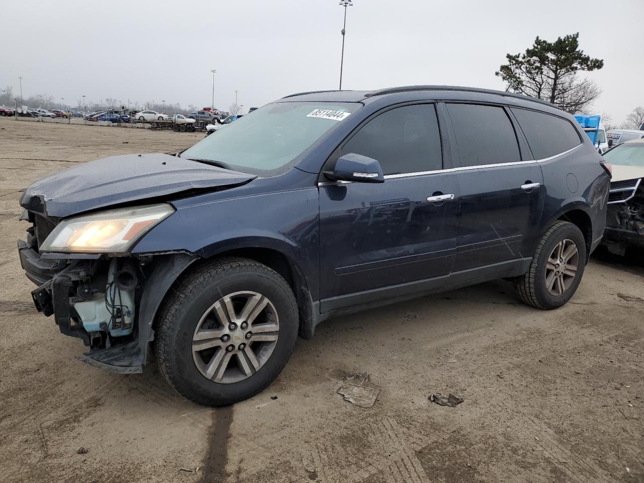 VIN 1GNKRHKD0FJ155591 2015 CHEVROLET TRAVERSE no.1