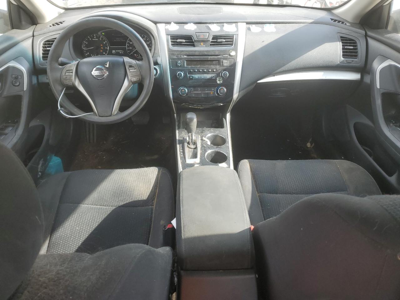 2015 Nissan Altima - Image 8
